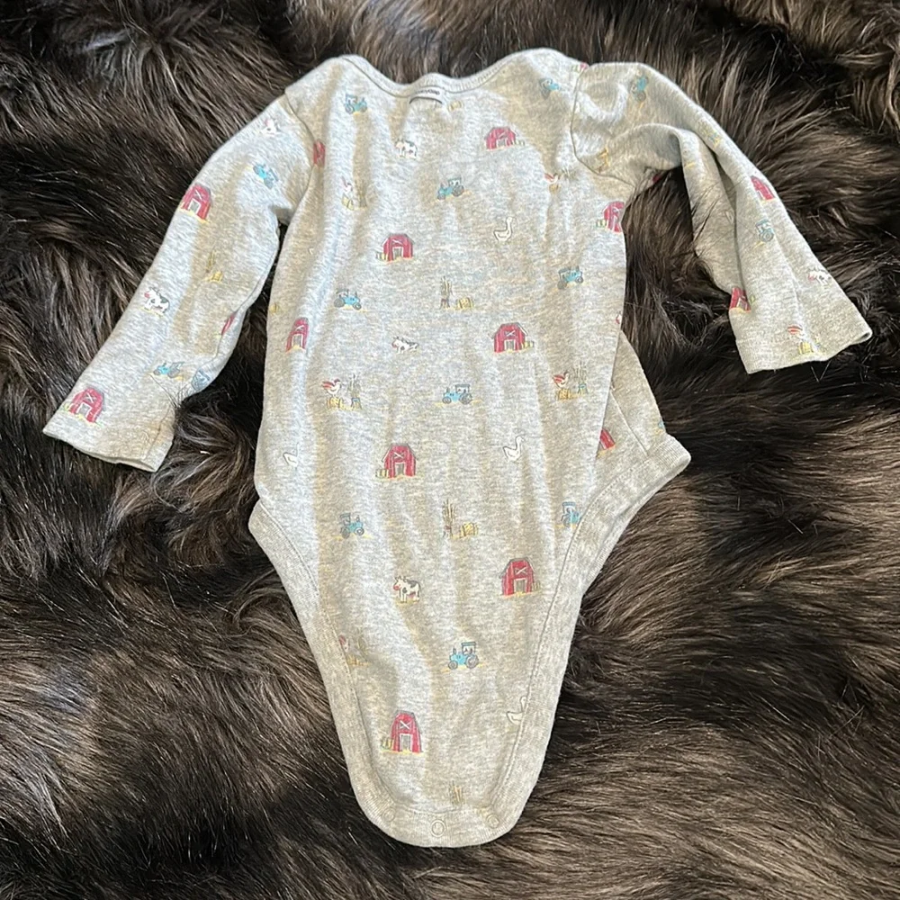 Gap farm onesie 12-18 month